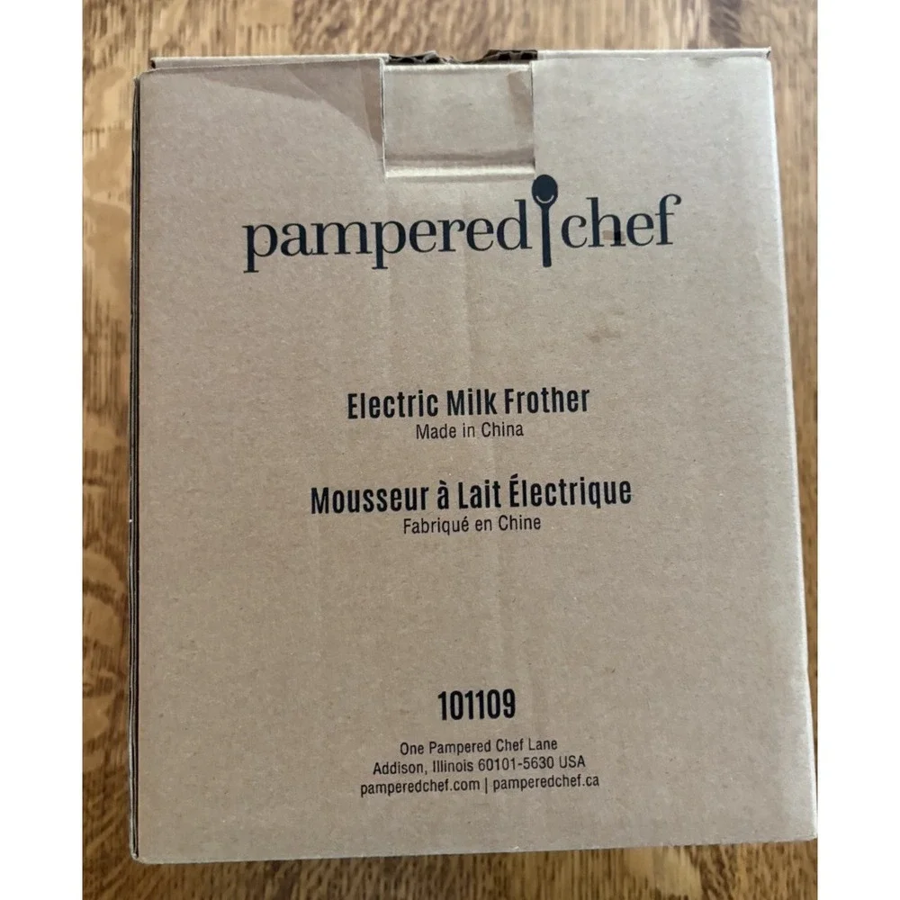 Pampered Chef Electric Milk Frother #101109 - NEW Open Box